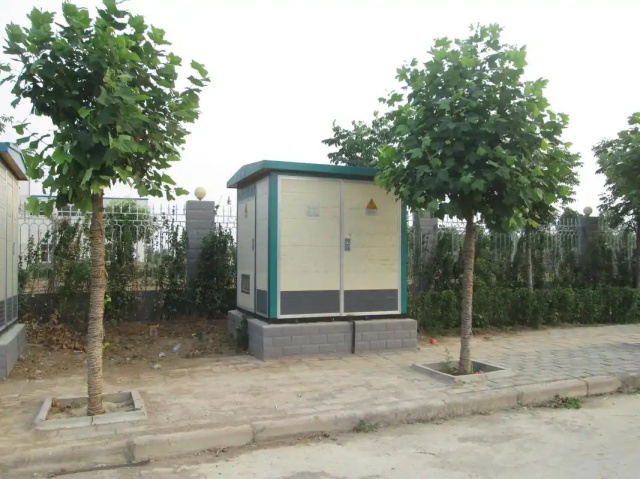 西城1000KVA欧式箱式变压器
